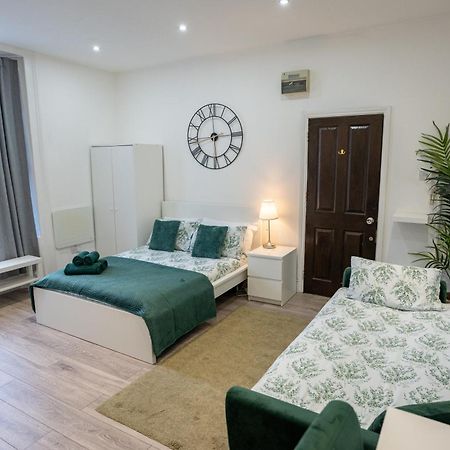 Beautiful Studio Flat In Hackney Next To Overground Station London Exterior photo
